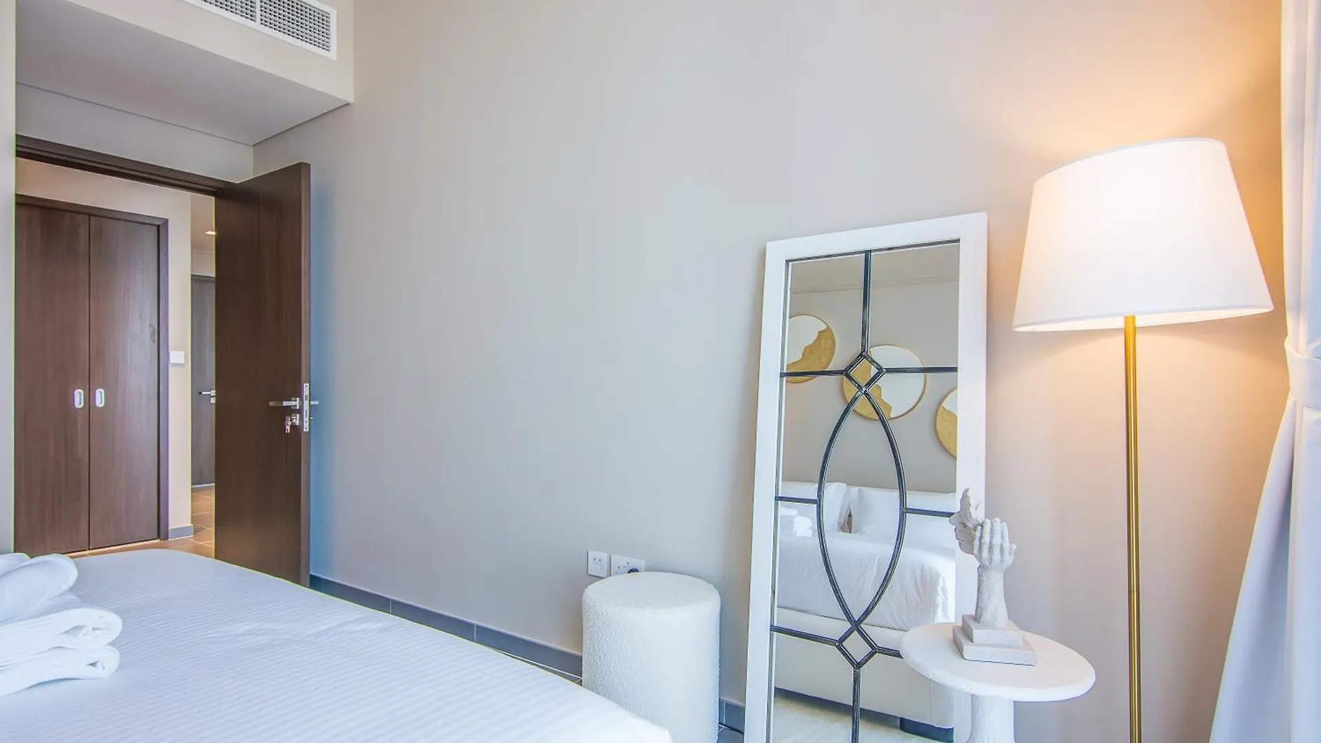 2003 Emaar Creek Harbour Edge Luxury Residences 1Br Dubai Appartamento
